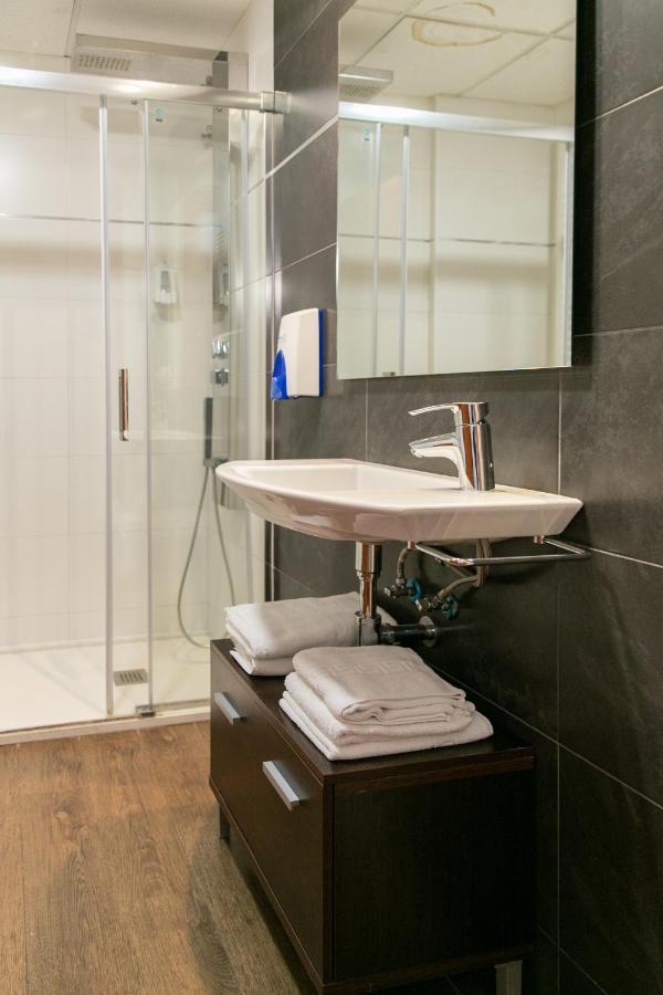 Aparthotel Cal Marcal Puig-reig Ngoại thất bức ảnh
