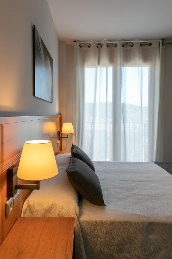 Aparthotel Cal Marcal Puig-reig Ngoại thất bức ảnh